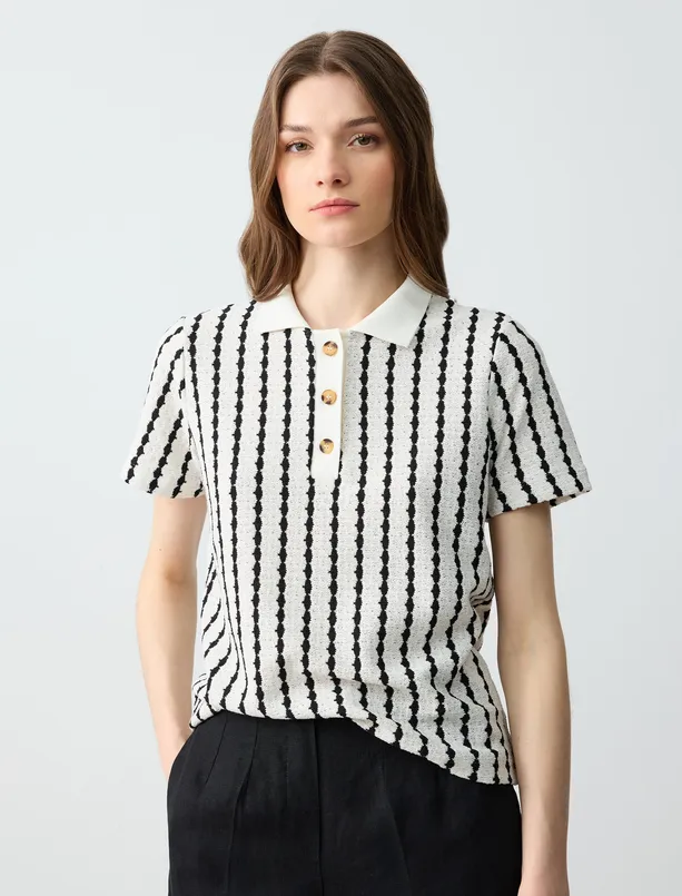 Women Black Short Sleeve Patterned Knitted Polo Collar T-Shirt