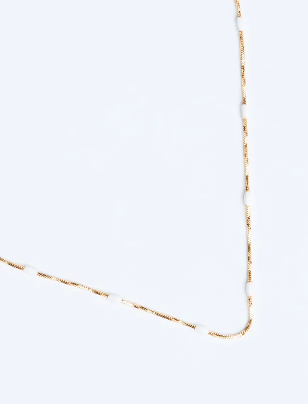 Women White Adjustable Necklace with Fine Stone Details