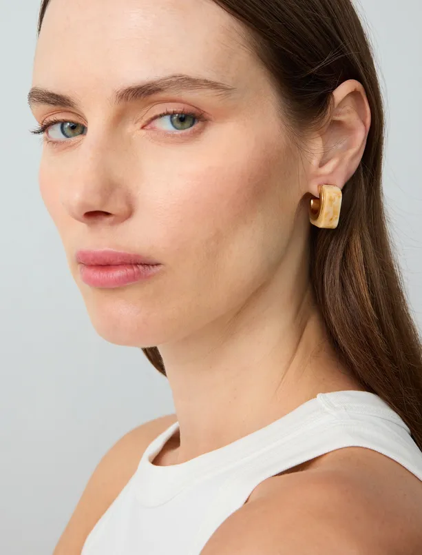 Women White Elegant Marble Patterned Earrings