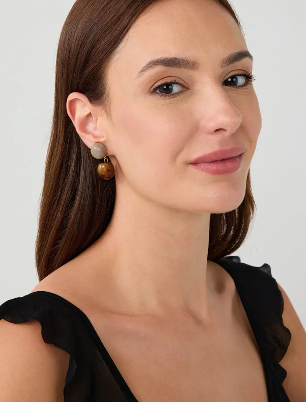 Bayan  Top Figürlü Sallantılı Modern Küpe