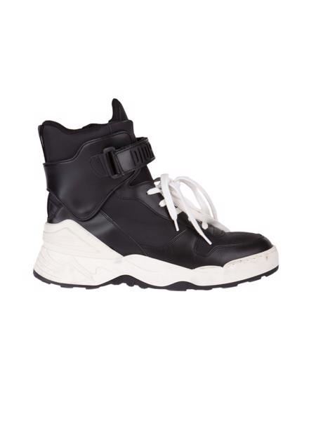 DIOR SNEAKER BOT