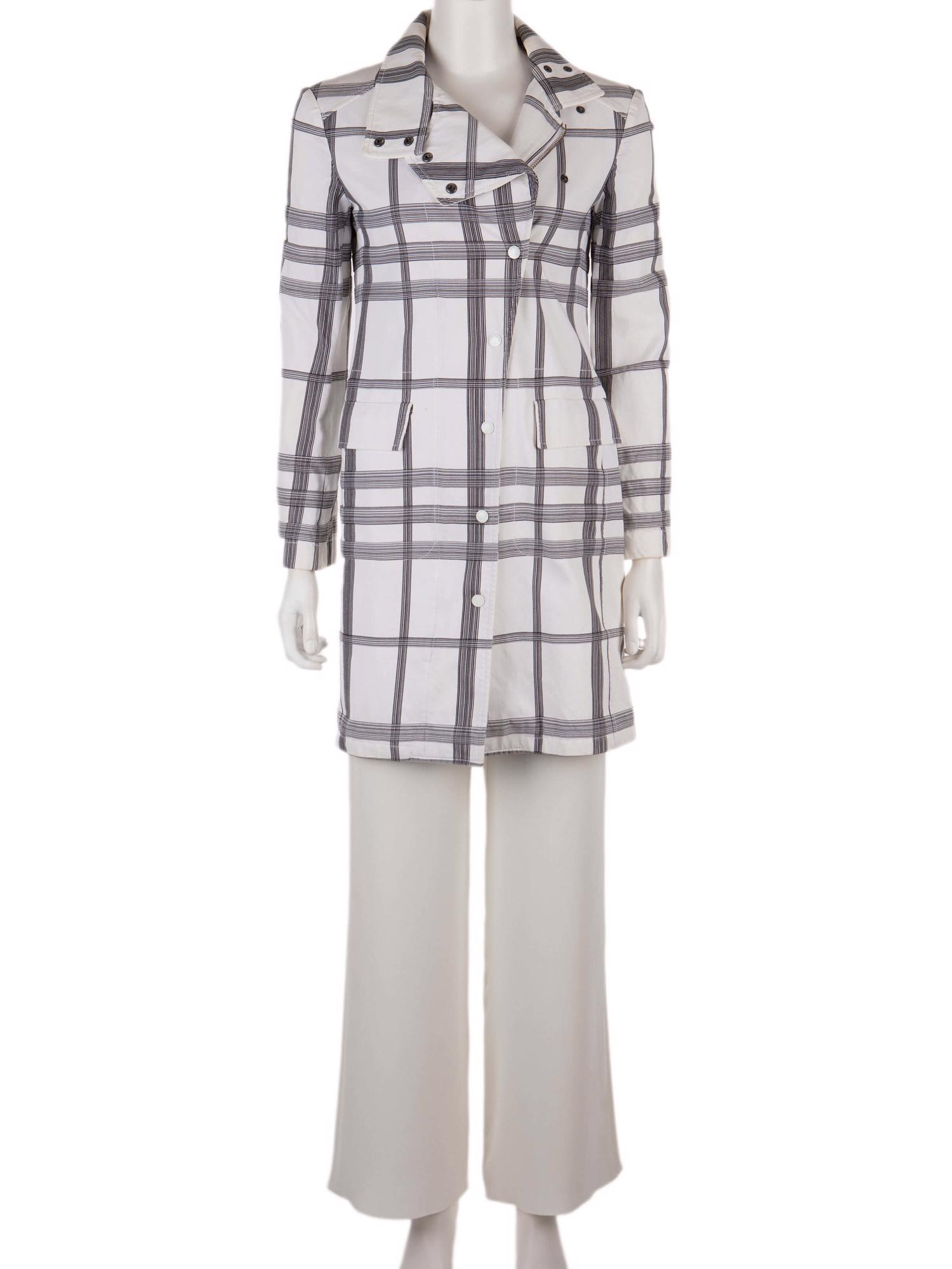 Bayan Beyaz BURBERRY PARDÖSÜ