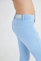 Bayan Mavi Kısa Paça Ara Bel Pantolon