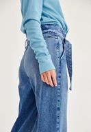 Bayan Mavi Kemerli Bol Jean Pantolon