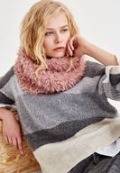 Women Bordeaux Furry Scarf