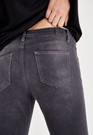Women Grey Mid Rise Pants with Ripped Detailed