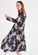Bayan Çok Renkli Çiçek Desenli Kimono