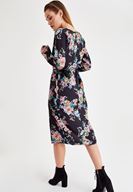 Bayan Çok Renkli Çiçek Desenli Kimono