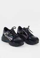 Women Black Stripe Detailed Sneakers