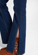Bayan Mavi Yırtmaç Detaylı Flare Denim Pantolon