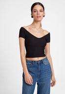 Bayan Siyah V Yaka Detaylı Crop Top