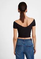 Bayan Siyah V Yaka Detaylı Crop Top