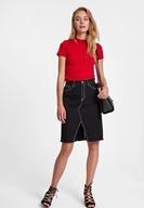 Bayan Kırmızı Yaka Detaylı Crop Top