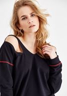 Bayan Siyah V Yaka Omuz Detaylı Sweatshirt