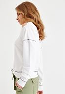 Bayan Krem V Yaka Omuz Detaylı Sweatshirt