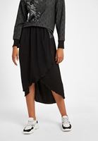 Women Black Asymmetric Skirt