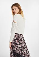 Bayan Krem Cut-Out Detaylı V Yaka Bluz