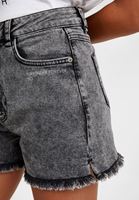 Bayan Gri Yüksek Bel Asit Yıkamalı Denim Şort