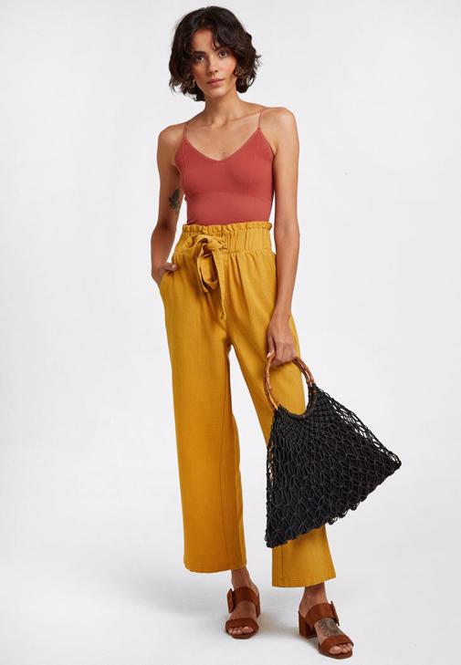 Culotte Pantolon ve Dikişsiz Crop Top Kombini