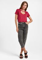 Bayan Pembe Kesik Detaylı Tişört ( TENCEL™ )