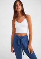 Women White Seamless Crop Top with V Neck