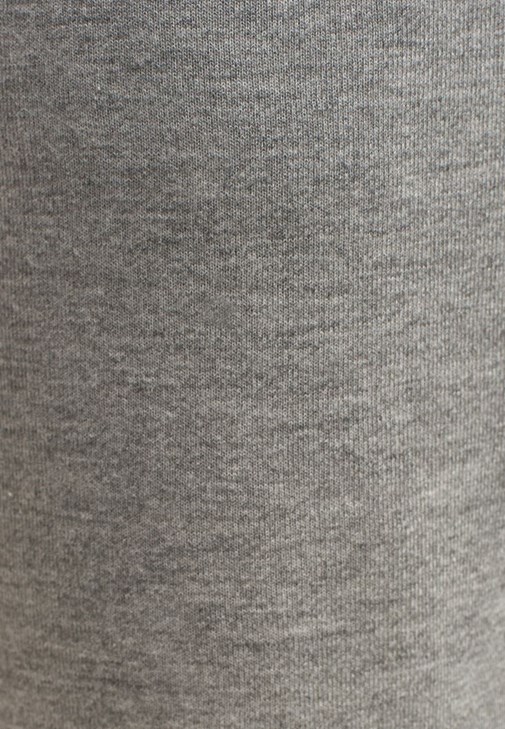 Bağlamalı Crop Sweat ve Pileli Sweat Pantolon Kombini