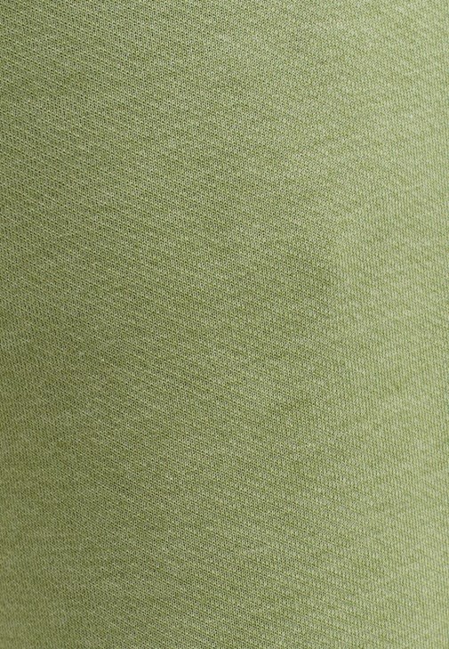 Pileli Sweat Pantolon ve Belden Bağlamalı Crop Sweat Kombini