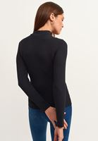 Bayan Siyah Cut-Out Pamuklu Tişört 