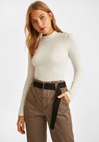 Bayan Krem High-Neck Esnek Dokulu Tişört