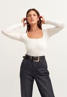 Bayan Krem Kare Yaka Casual Top
