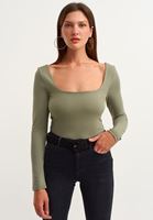 Bayan Yeşil Kare Yaka Casual Top