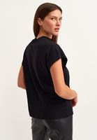 Bayan Siyah Pamuklu High-Neck Tişört