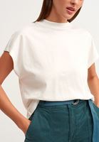Bayan Krem Pamuklu High-Neck Tişört