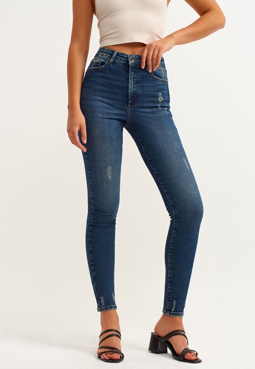 Crop Blazer Ceket ve Pamuklu Skinny Pantolon Kombini