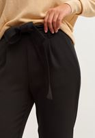 Bayan Siyah Casual Pileli ve Kuşaklı Pantolon