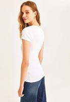 Women White U-Neck Basic T-Shirt