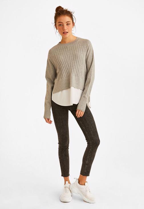 Triko Kazak ve Skinny Denim Pantolon Kombini