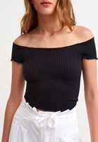 Women Black Seamless Crop T-Shirt