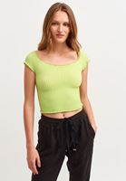 Women Green Seamless Crop T-Shirt