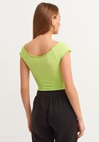 Women Green Seamless Crop T-Shirt