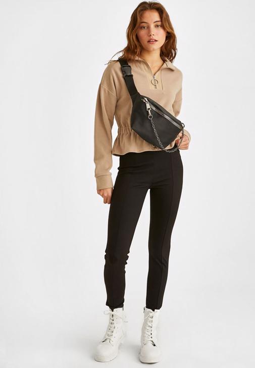 Oversize Tişört ve Denim Ceket Kombini