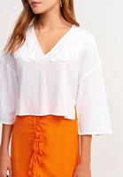 Bayan Beyaz Nakışlı Bohem Crop Bluz