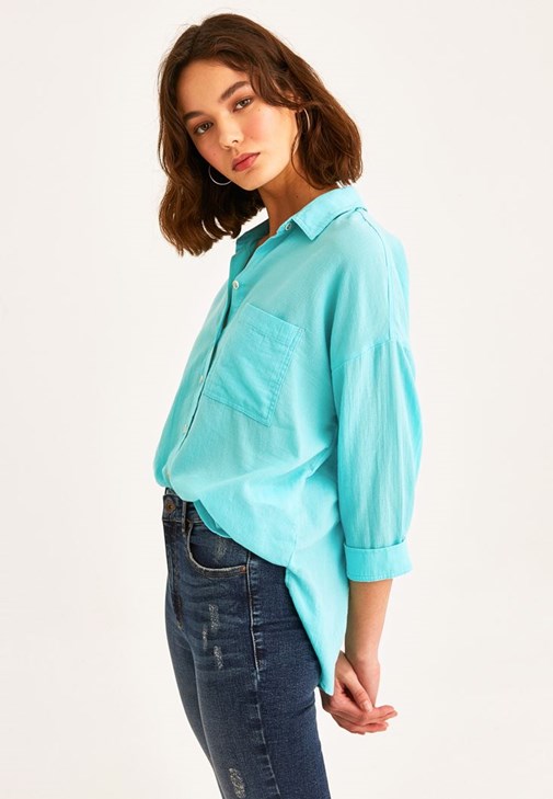 Cep Detaylı Gömlek ve Skinny Denim Pantolon Kombini