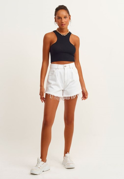 Halter Yaka Crop Atlet ve Mini Şort Kombini
