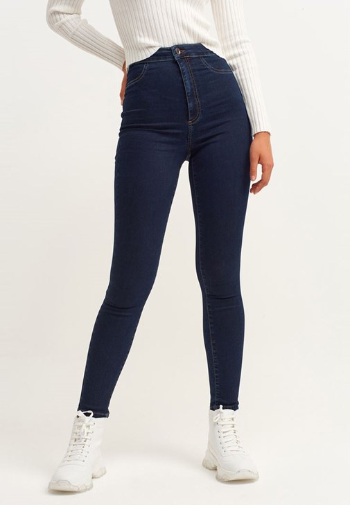 Uzun Bomber Ceket ve Skinny Pantolon Kombini
