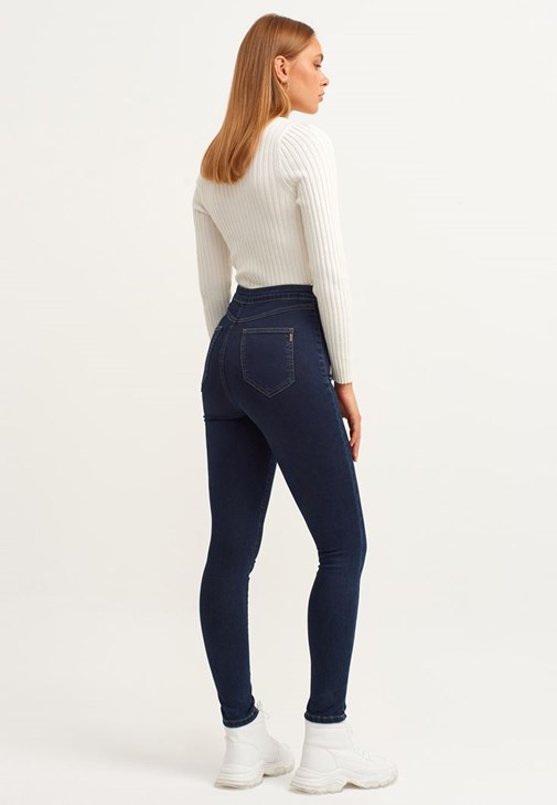Uzun Bomber Ceket ve Skinny Pantolon Kombini