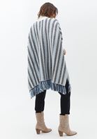 Püsküllü Panço ve Mom Pantolon Kombini