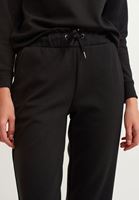 Carrot-Fit Sweat Pantolon ve Sweatshirt Kombini