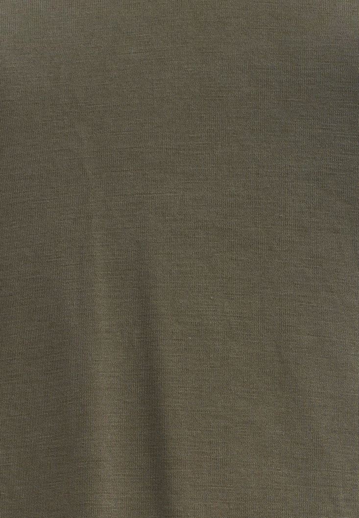 Women Green Soft touch v-neck tshirt