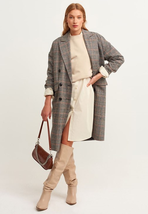 Casual Poplin Gömlek Elbise ve Vegan Deri Slouchy Çizme Kombini